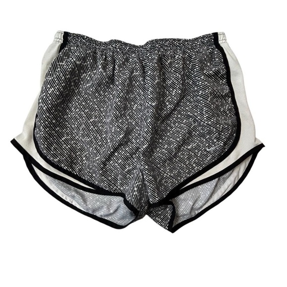 Nike Women's Dri-FIT Tempo Running Shorts Black Geometric Size L - Picture 1 of 6